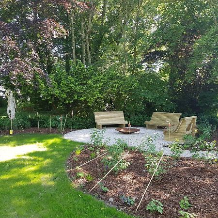 Villa Germaine Lierde エクステリア 写真