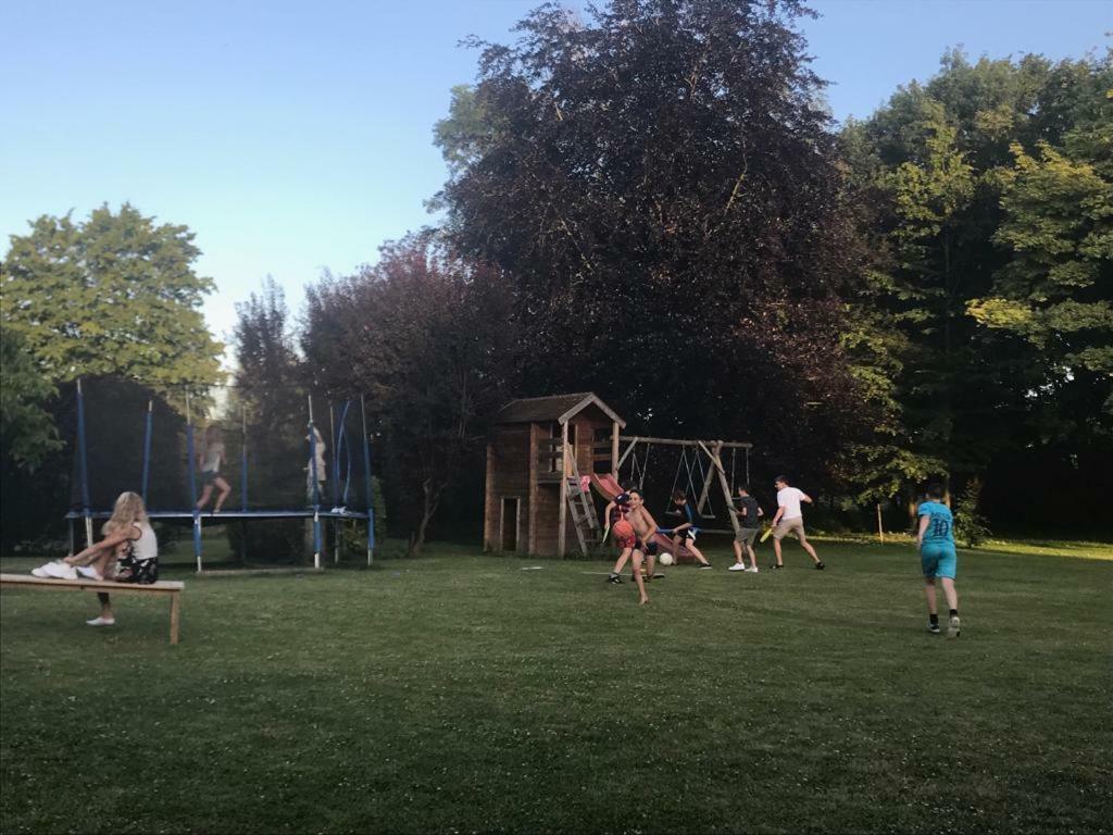 Villa Germaine Lierde エクステリア 写真